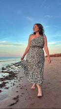 Load image into Gallery viewer, “Selina” Beach dress
