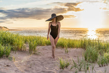 Load image into Gallery viewer, Oversized wide brimmed Summer beach hat
