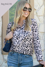 Load image into Gallery viewer, Leopard print Button up Blouse
